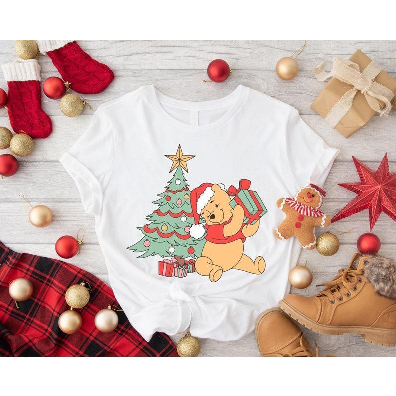 Winniee The Poohh Christmas Shirt, Pooh Bear Holiday Shirt, #Disneyyland Family Xmas Trip Tee, WDW Family Holiday Shirt, Pooh Xmas Tree Shirt FCQ1U