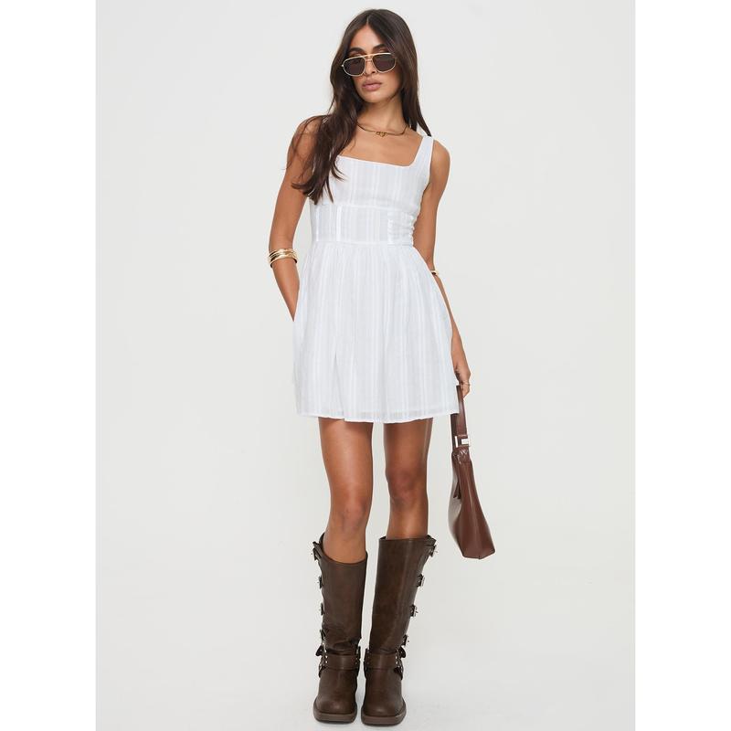 Lorinda Mini Dress White Petite