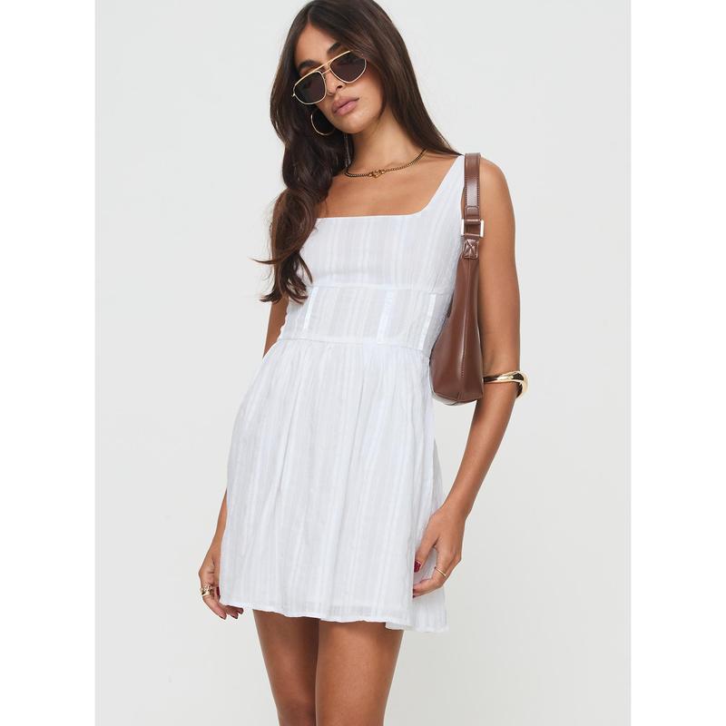 Lorinda Mini Dress White Petite