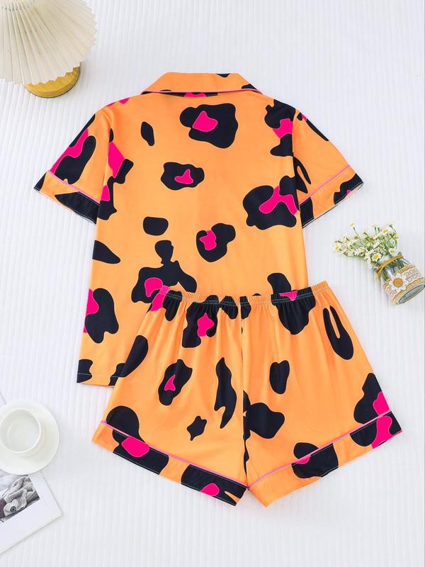 Two-Piece Set Women's All Over Leopard Print Contrast Binding Lapel Shirt & Shorts Pyjama, Casual Comfy Short Sleeve Pocket Top & Shorts PJ Set, Ladies Sleepwear for All Seasons