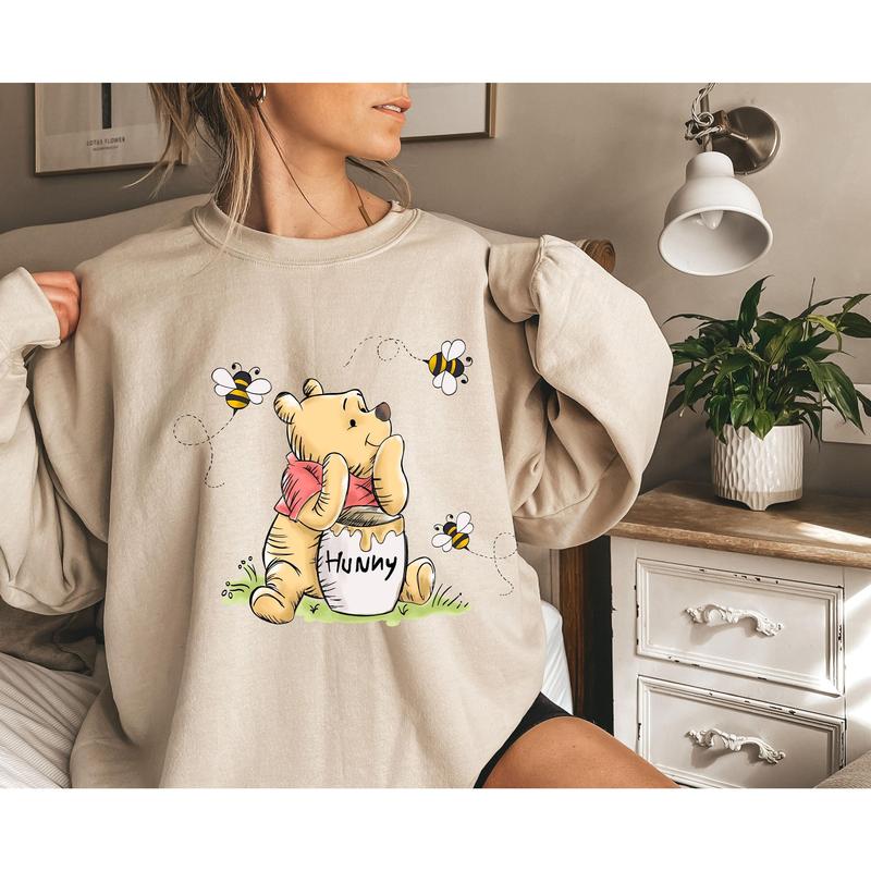 Vintage Pooh Sweatshirt, Wiinnie The Pooh and Friends Sweatshirt, Family Matching Sweater, Bear and Honey Shirt 867j