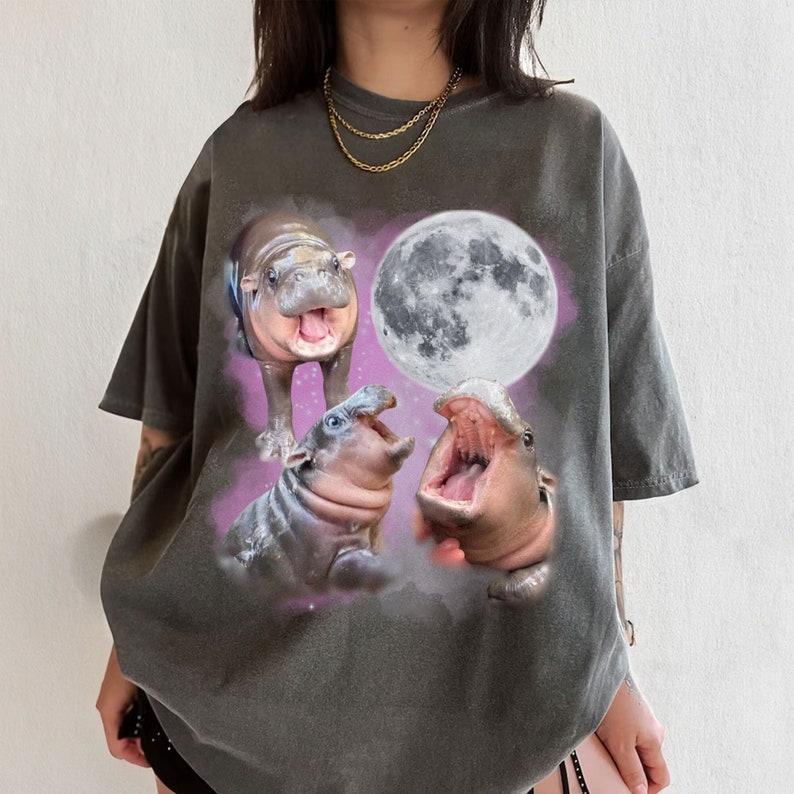 Moo Deng With The Moon Shirt, Moo Deng Shirt, Cute Baby Hippo Moo Deng Bouncy Pig in Thai Hippopotamus Shirt, Hippo Lover, Funny Hippo Shirt