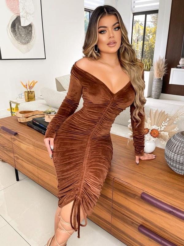 Women's Off Shoulder Ruched Drawstring Velvet Dress, Elegant Long Sleeve Midi Dress for Party Dating Wear, Women's Clothing for Fall & Winter, Dresses for Women, Elegant Dresses