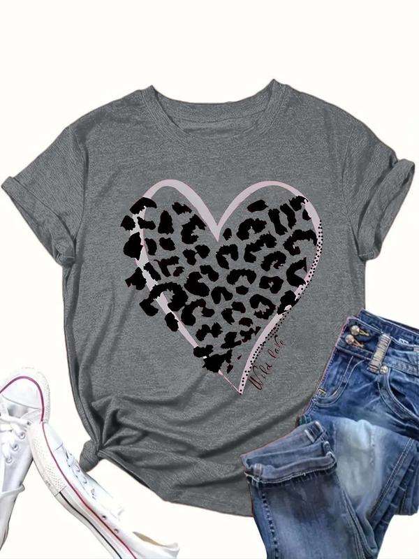  Leopard Heart Print Round Neck Tee, Fashion Casual Crew Neck Short Sleeve T-shirt for Daily Outdoor Wear, Women Clothing for All Seasons