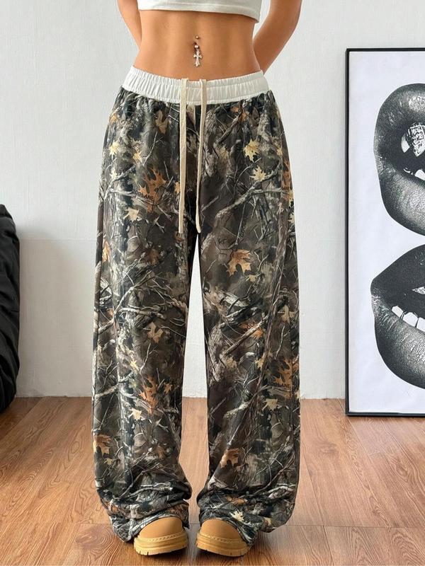 Women's All Over Camo Print Drawstring Waist Lounge Pants, Casual Comfy Pocket Design Elastic Waist Wide-Legged Dragging Pants for Fall & Winter, Women's Sleepwear for Indoor Wear