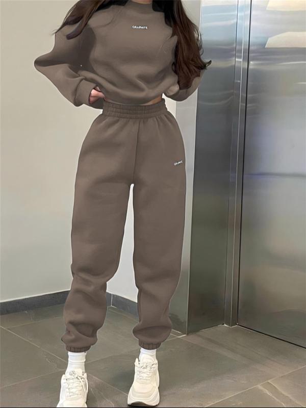 Two-Piece Set Women's Letter Print Drop Shoulder Sweatshirt & Elastic Waist Sweatpants, Round Neck Long Sleeve Pullover Leisure Wear Top & Pocket Jogger Pants, Ladies Two-piece Outfits for Fall & Winter Cute Going Out Tops