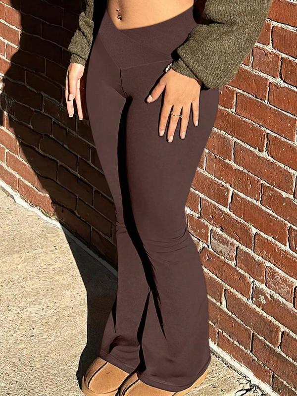 Women's Solid Overlap Waist Flare Leg Pants, Casual Comfy Bell Bottom Trousers for Daily Wear, Ladies Bottoms for Fall & Winter