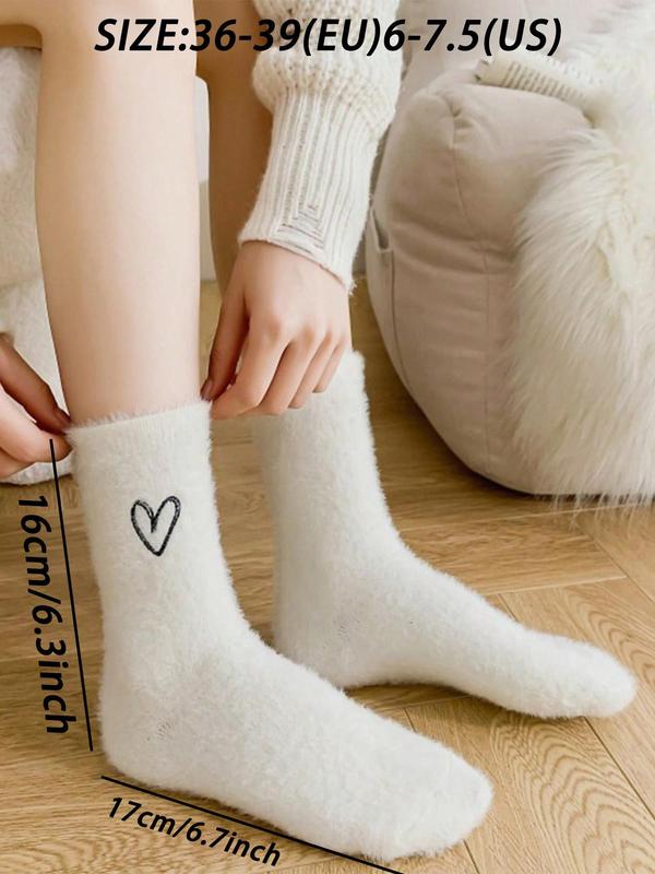 Women's Heart Pattern Mid-calf Socks, Casual Soft Comfy Warm Socks for Fall & Winter, Women's Socks for Daily Wear